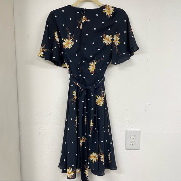 Banana Republic Navy Blue Floral Flutter Sleeve Mini Dress Womens 0 Tie Waist - Picture 8 of 8